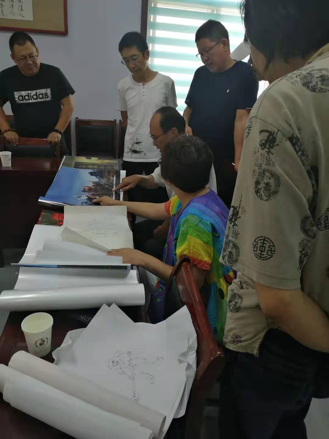 1-1ZZG61342b7.jpg